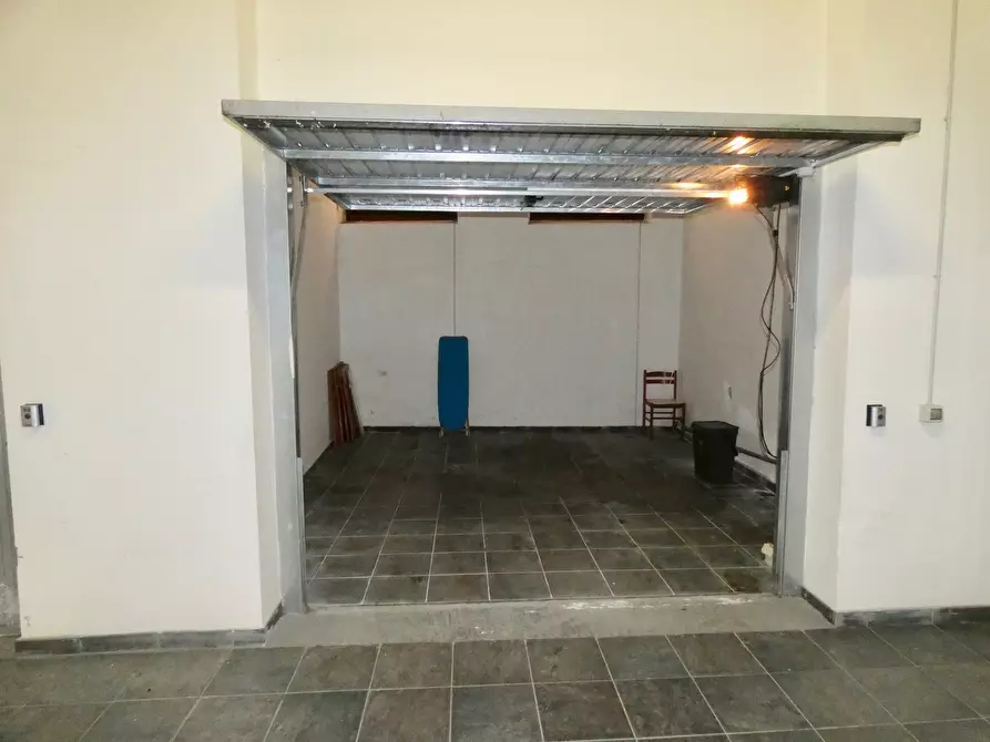 Immagine 15 di Appartamento in vendita  in VIA DAMIANO CHIESA a Fabriano