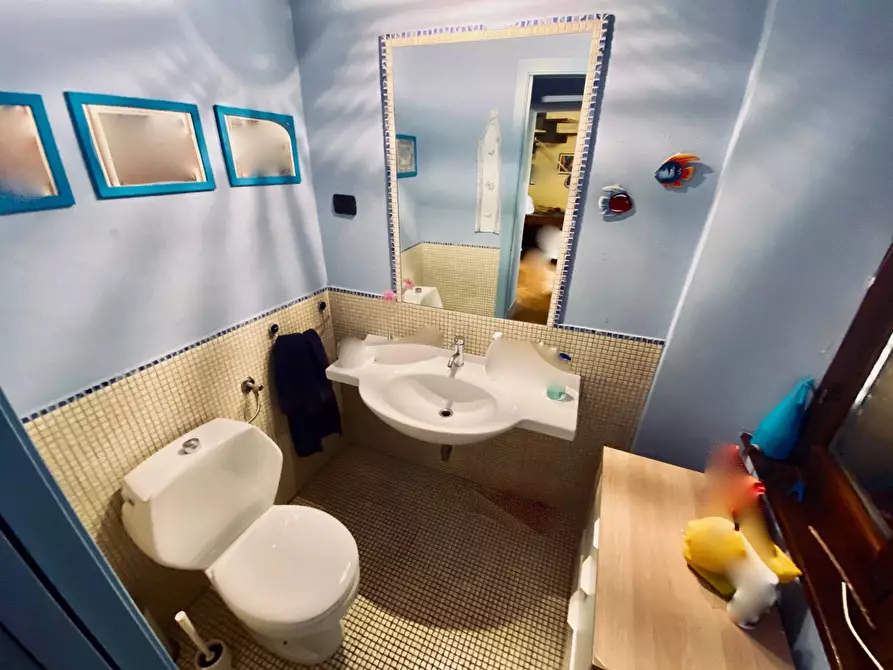 Immagine 12 di Appartamento in vendita  in VIA GENTILE a Fabriano