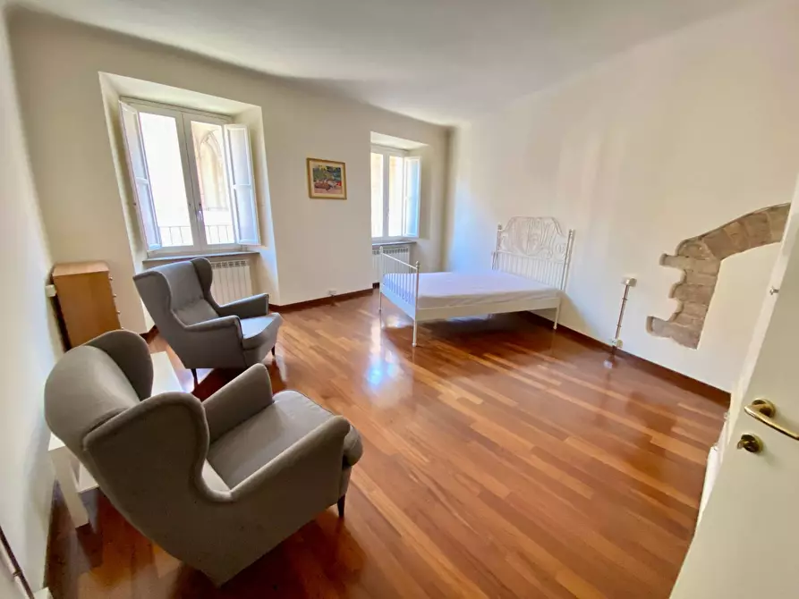 Immagine 11 di Appartamento in vendita  in Piazza del Comune 27 a Fabriano