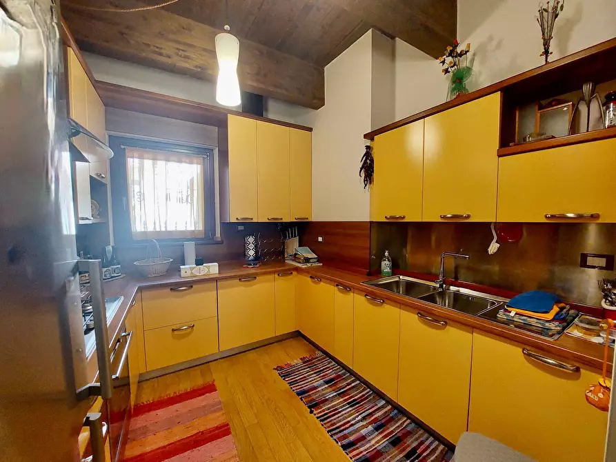 Immagine 13 di Casa indipendente in vendita  in 2° VICOLO DEL PIANO 1 a Fabriano