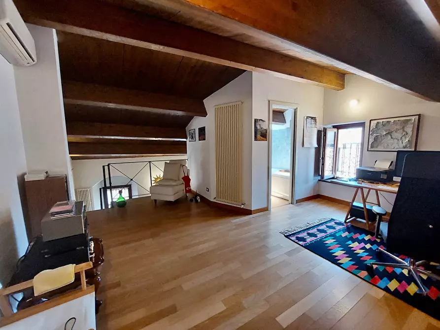 Immagine 38 di Casa indipendente in vendita  in 2° VICOLO DEL PIANO 1 a Fabriano