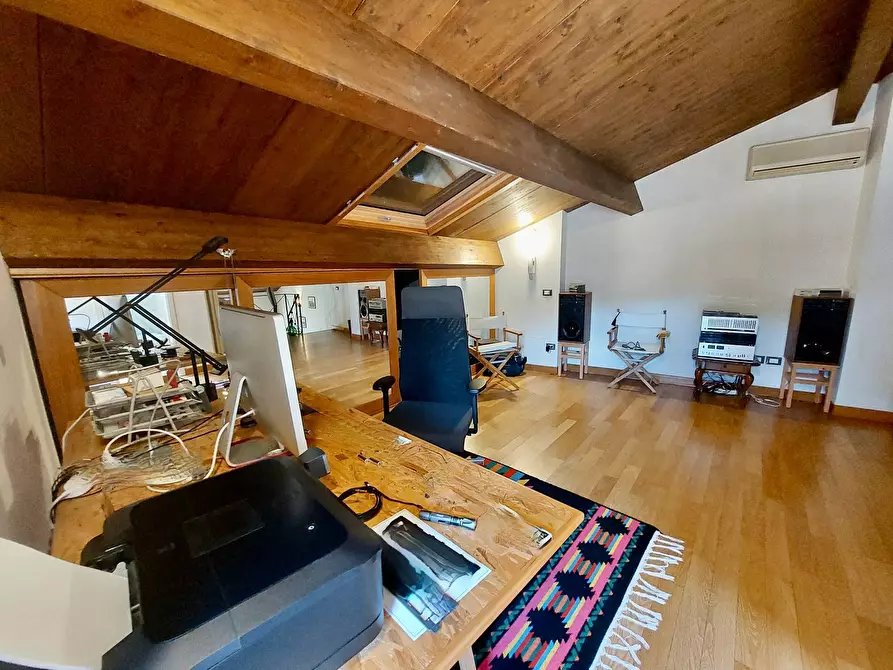 Immagine 40 di Casa indipendente in vendita  in 2° VICOLO DEL PIANO 1 a Fabriano