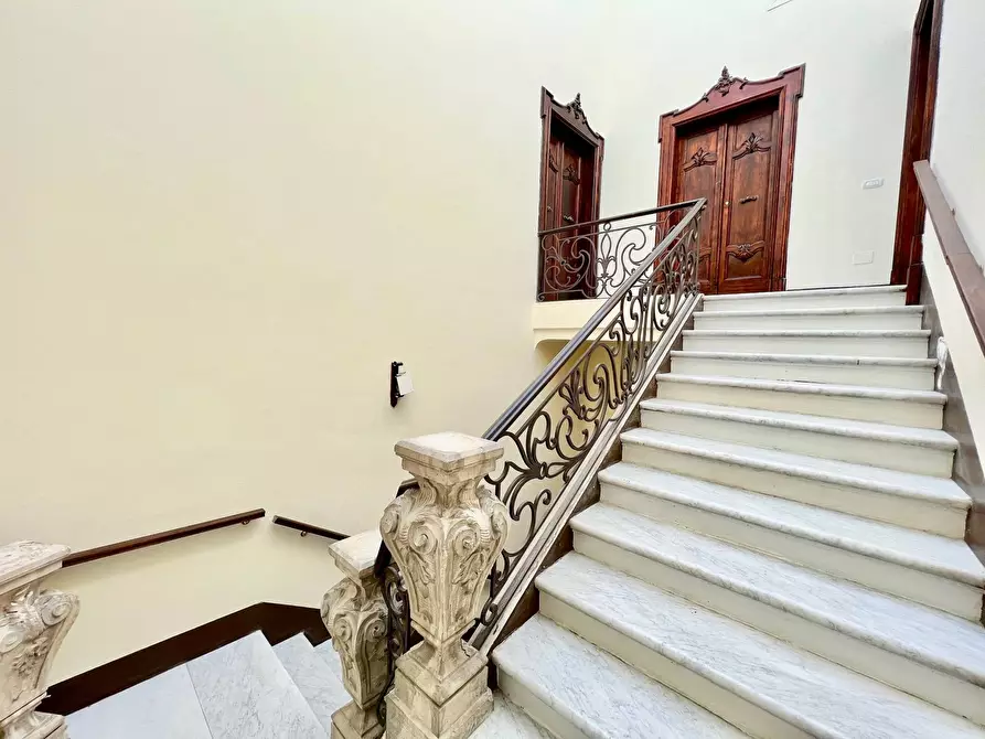 Immagine 54 di Palazzo in vendita  in VIA CAVOUR a Fabriano