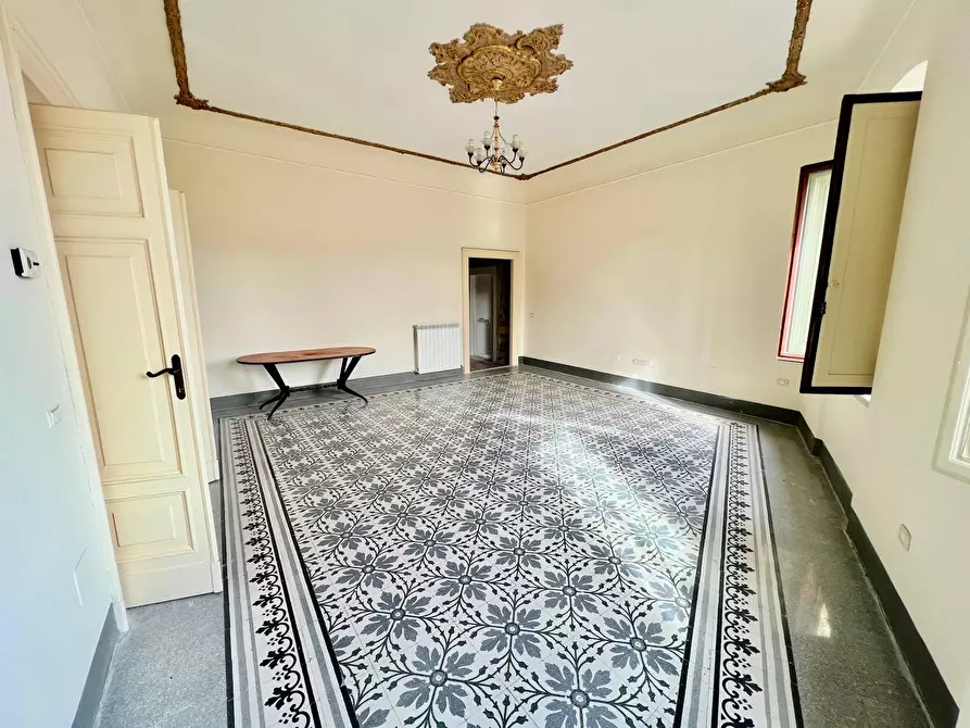 Immagine 64 di Palazzo in vendita  in VIA CAVOUR a Fabriano
