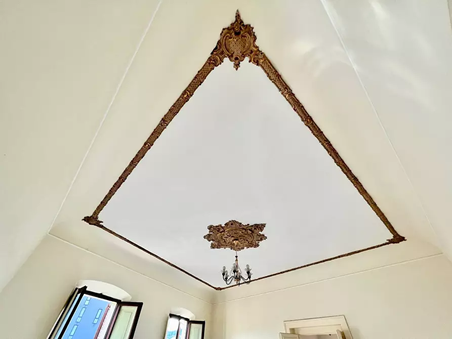 Immagine 67 di Palazzo in vendita  in VIA CAVOUR a Fabriano