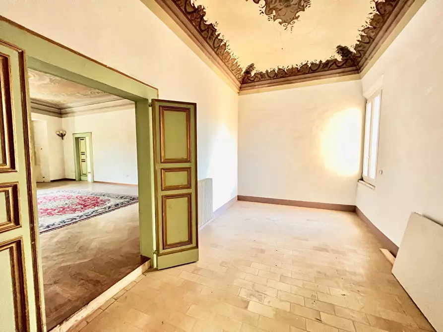 Immagine 26 di Palazzo in vendita  in VIA CAVOUR a Fabriano