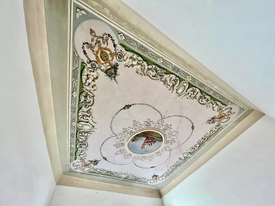 Immagine 58 di Palazzo in vendita  in VIA CAVOUR a Fabriano