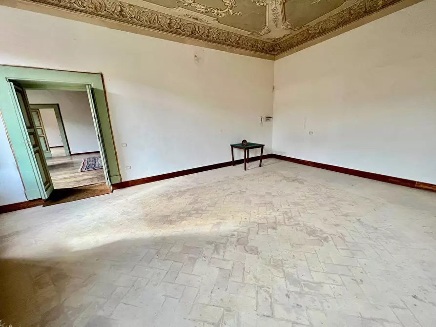 Immagine 38 di Palazzo in vendita  in VIA CAVOUR a Fabriano