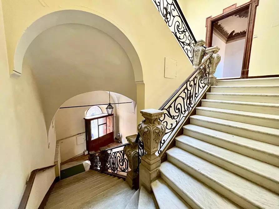 Immagine 25 di Palazzo in vendita  in VIA CAVOUR a Fabriano