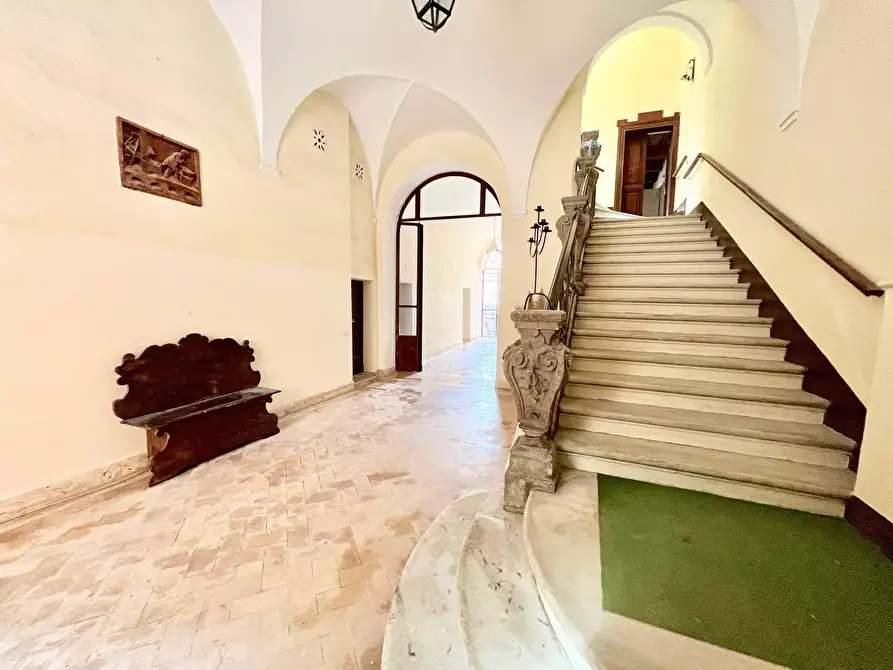 Immagine 5 di Palazzo in vendita  in VIA CAVOUR a Fabriano