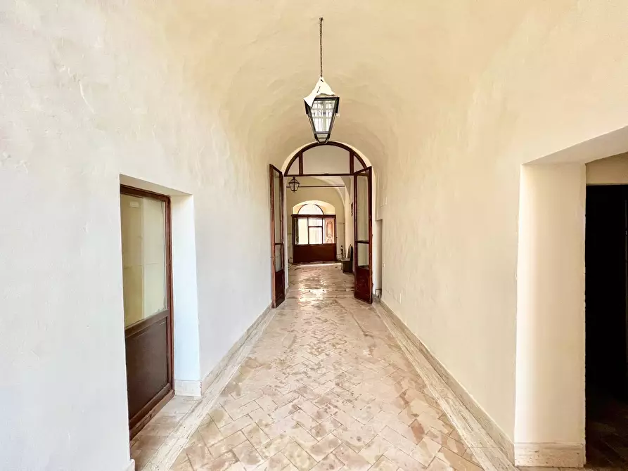 Immagine 7 di Palazzo in vendita  in VIA CAVOUR a Fabriano
