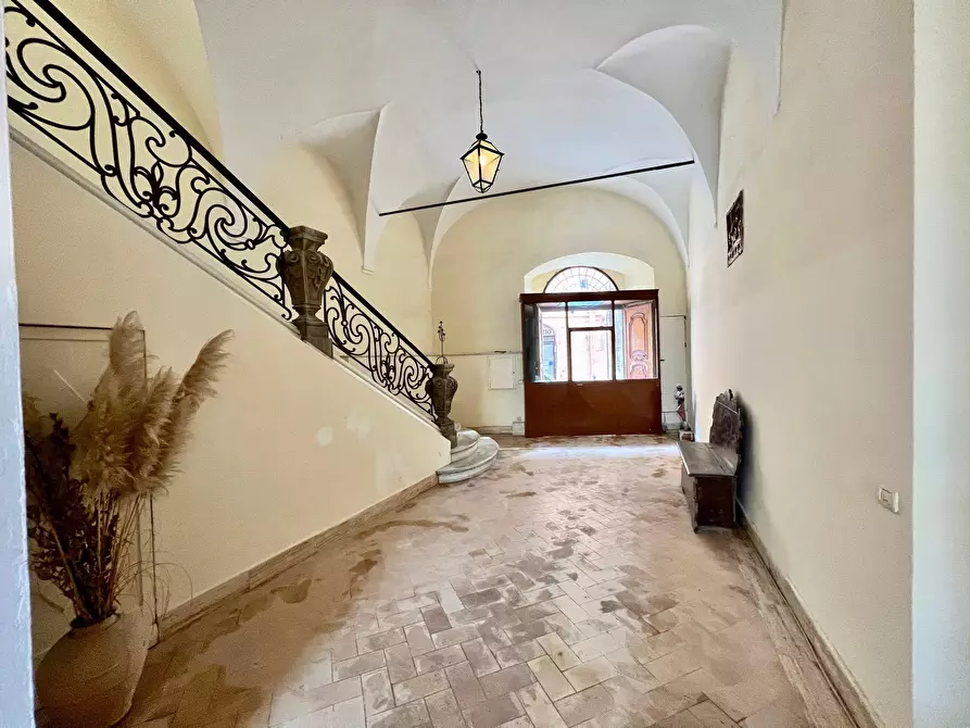Immagine 6 di Palazzo in vendita  in VIA CAVOUR a Fabriano
