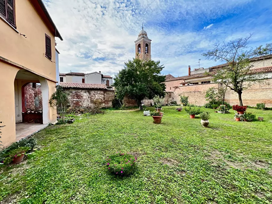 Immagine 11 di Palazzo in vendita  in VIA CAVOUR a Fabriano