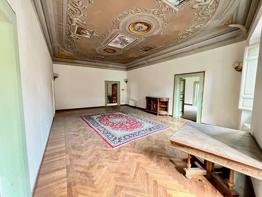 Immagine 29 di Palazzo in vendita  in VIA CAVOUR a Fabriano