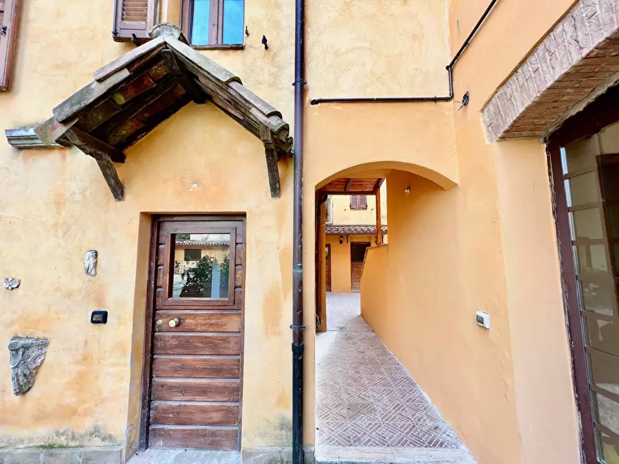 Immagine 23 di Palazzo in vendita  in VIA CAVOUR a Fabriano