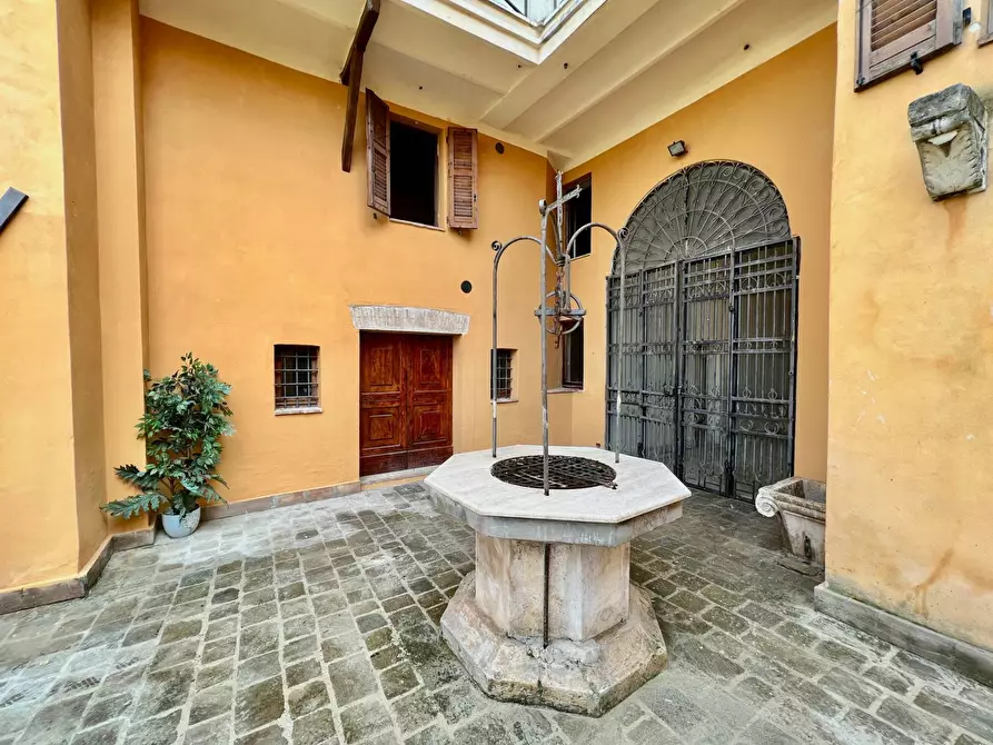 Immagine 16 di Palazzo in vendita  in VIA CAVOUR a Fabriano