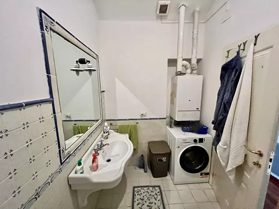 Immagine 18 di Appartamento in vendita  in PIAZZA GARIBALDI a Fabriano