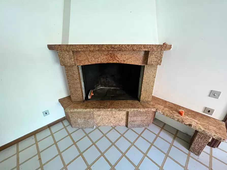Immagine 15 di Multiproprietà in vendita  in FRAZ. MELANO 123 a Fabriano