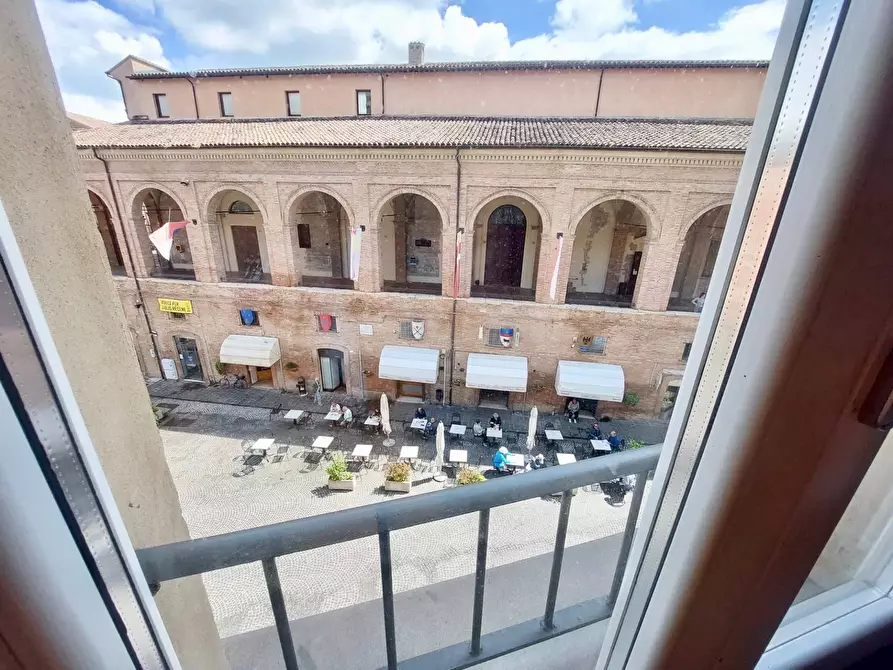 Immagine 6 di Appartamento in vendita  in PIAZZA DEL COMUNE 27 a Fabriano