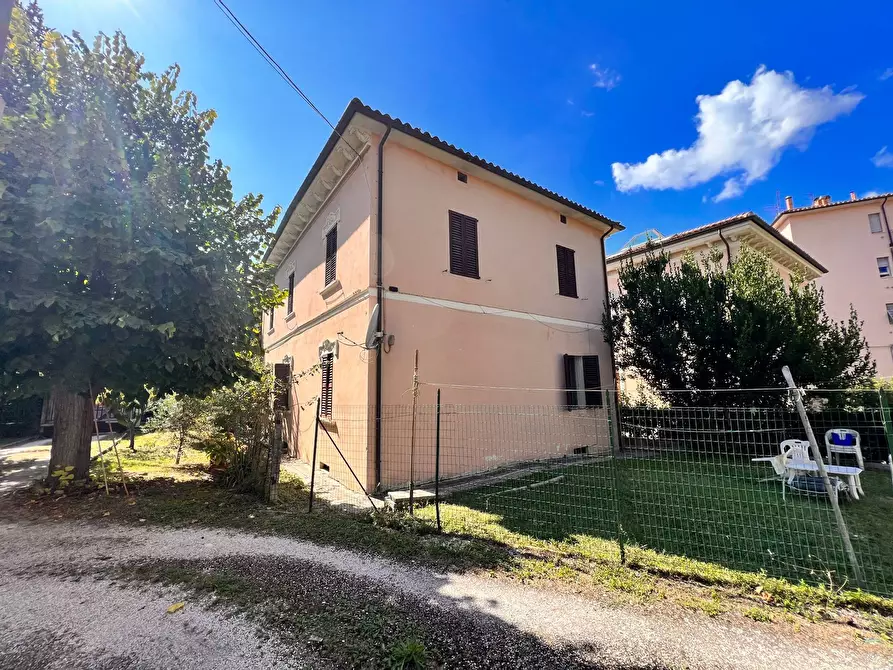 Immagine 32 di Villa in vendita  in VIA CAPPUCCINI a Fabriano
