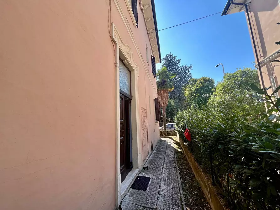 Immagine 9 di Villa in vendita  in VIA CAPPUCCINI a Fabriano