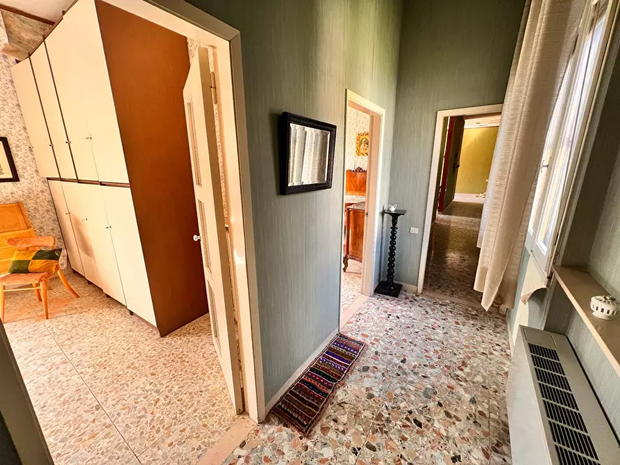 Immagine 26 di Casa indipendente in vendita  in vicolo 1 del piano a Fabriano