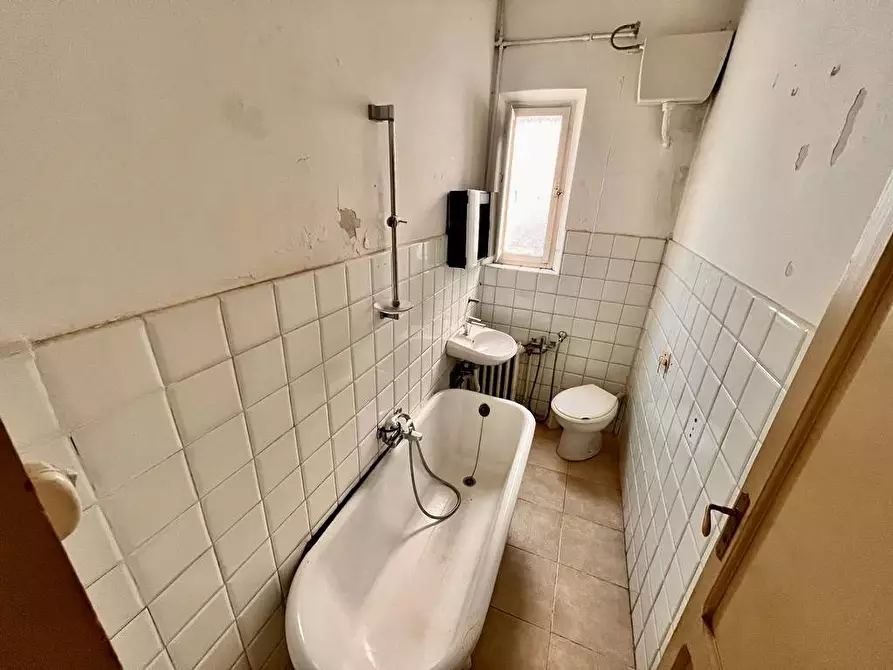 Immagine 26 di Villa in vendita  in VIA CAPPUCCINI a Fabriano