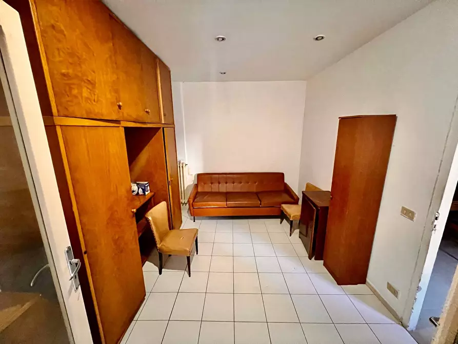 Immagine 10 di Casa indipendente in vendita  in VIA RAMELLI a Fabriano