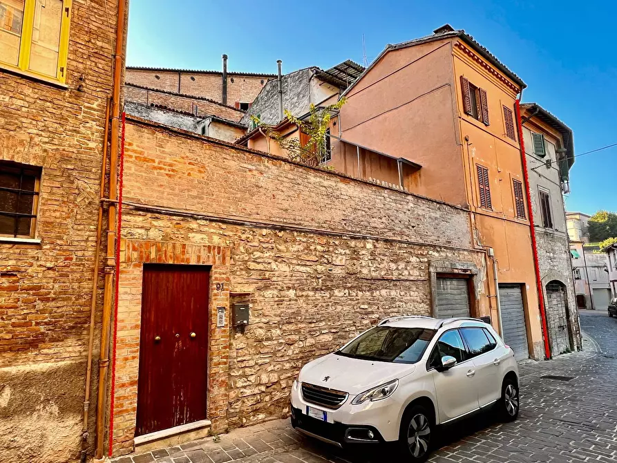 Immagine 2 di Casa indipendente in vendita  in VIA RAMELLI a Fabriano