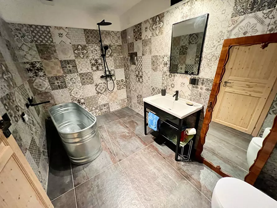 Immagine 82 di Villa in vendita  in VIA LA SPINA 80A a Fabriano