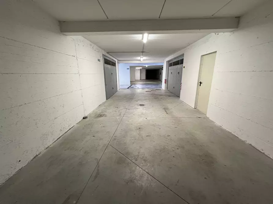 Immagine 85 di Villa in vendita  in VIA LA SPINA 80A a Fabriano