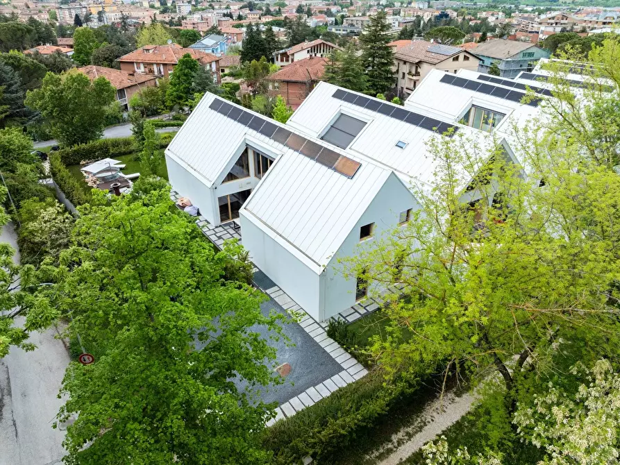 Immagine 8 di Villa in vendita  in VIA LA SPINA 80A a Fabriano