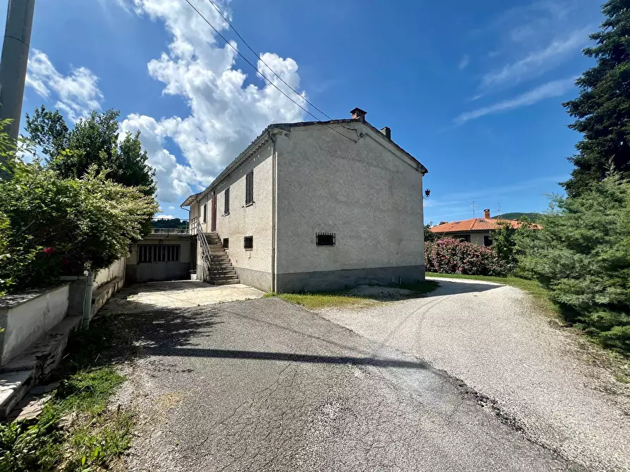 Immagine 12 di Villa in vendita  in VIA LA SPINA 91 a Fabriano