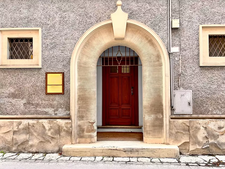 Immagine 4 di Ufficio in vendita  in VIA TOTI a Fabriano