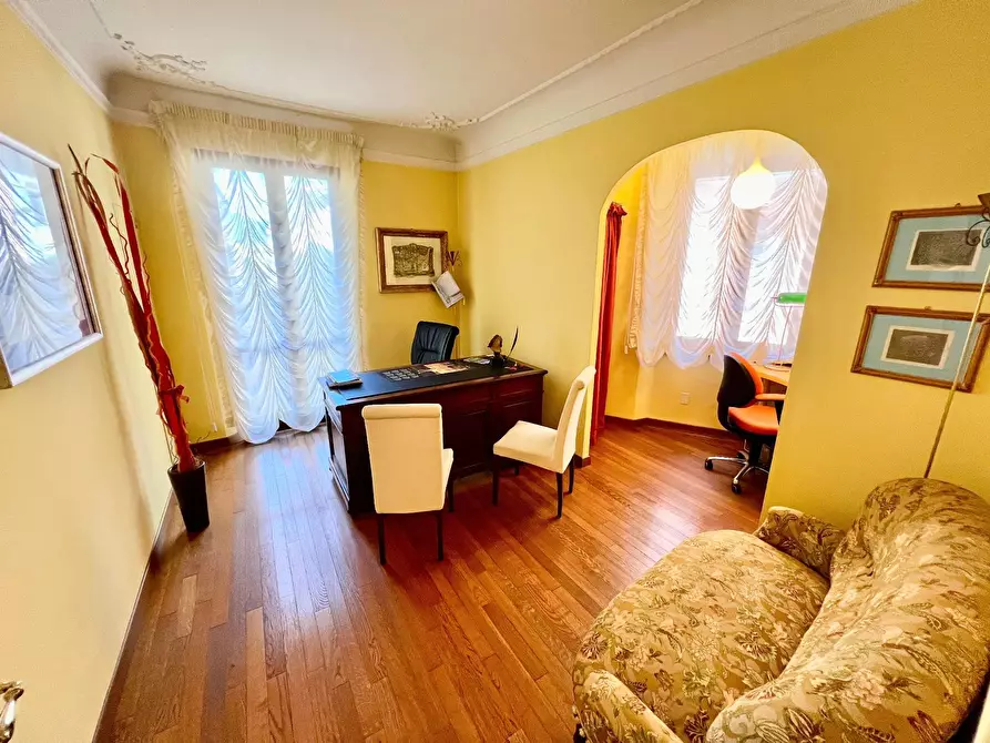 Immagine 1 di Ufficio in vendita  in VIA TOTI a Fabriano