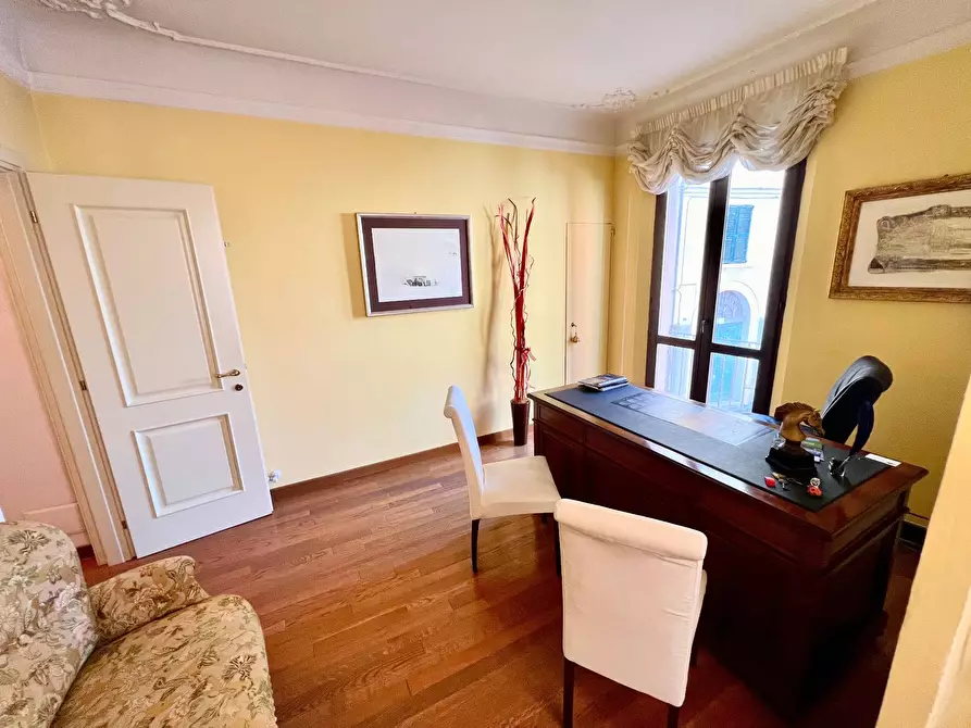 Immagine 10 di Ufficio in vendita  in VIA TOTI a Fabriano