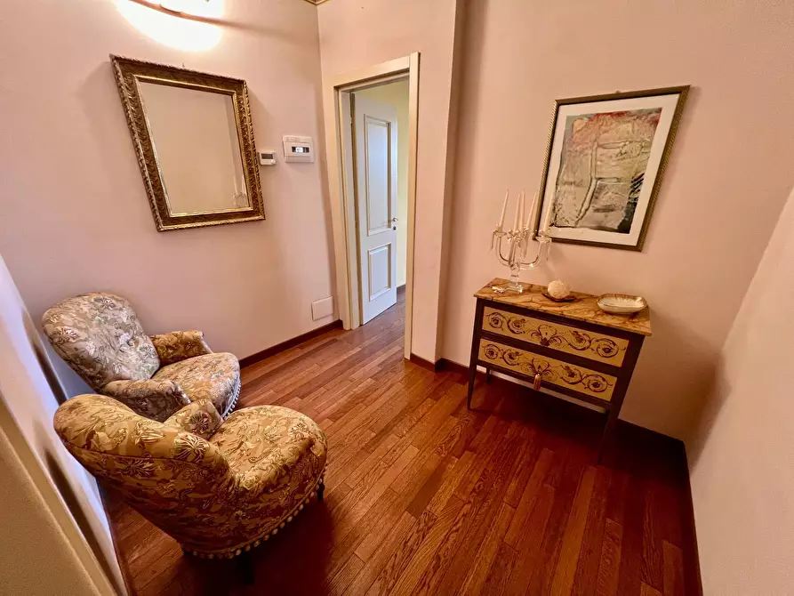 Immagine 13 di Ufficio in vendita  in VIA TOTI a Fabriano