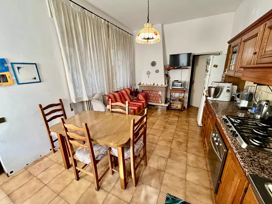 Immagine 11 di Appartamento in vendita  in Corso della Repubblica 15 a Fabriano