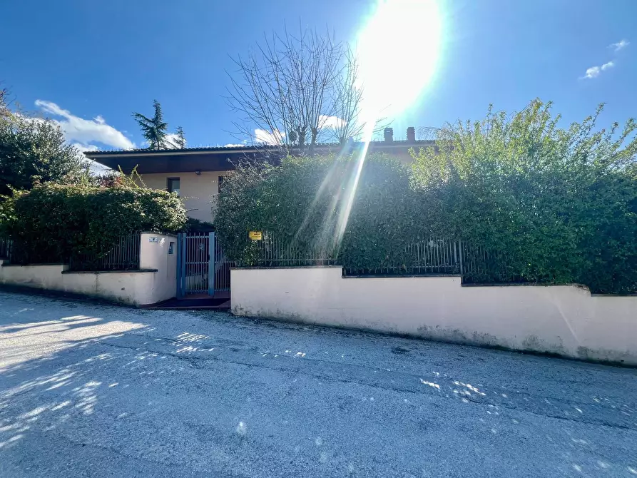 Immagine 37 di Villa in vendita  in VIA DEI CAPPUCCINI 123 a Fabriano