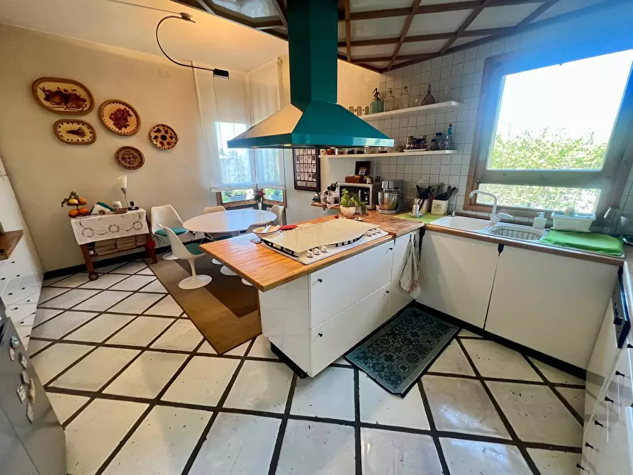 Immagine 51 di Villa in vendita  in VIA DEI CAPPUCCINI 123 a Fabriano