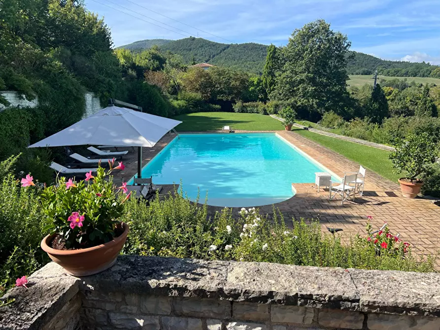 Immagine 3 di Villa in vendita  in VIA DEI CAPPUCCINI 123 a Fabriano