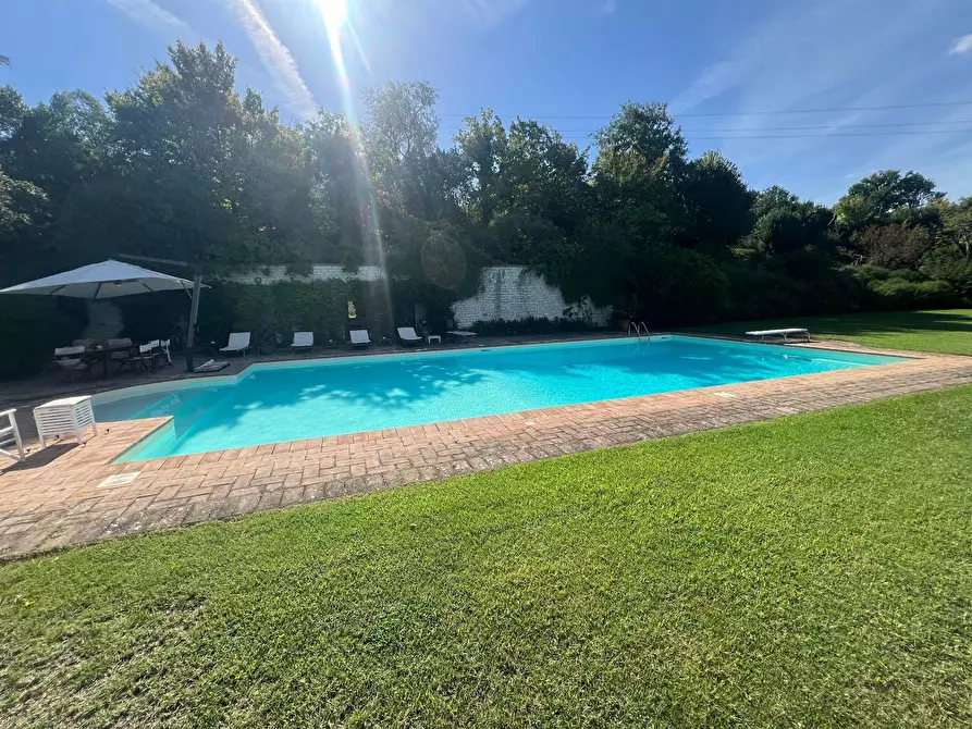 Immagine 12 di Villa in vendita  in VIA DEI CAPPUCCINI 123 a Fabriano