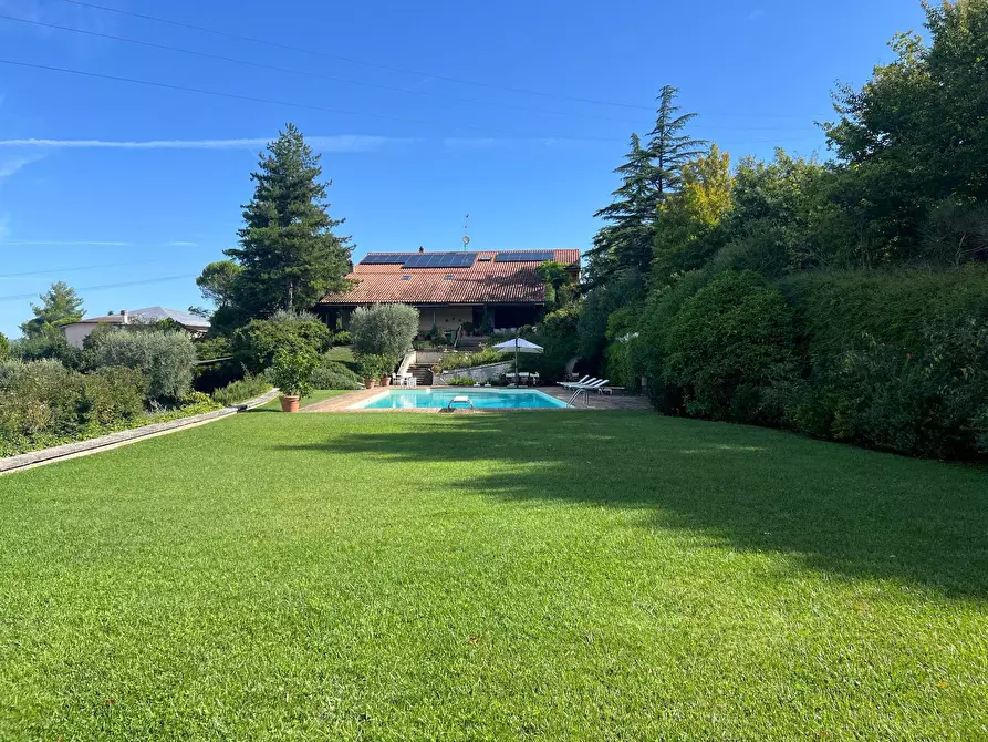 Immagine 16 di Villa in vendita  in VIA DEI CAPPUCCINI 123 a Fabriano