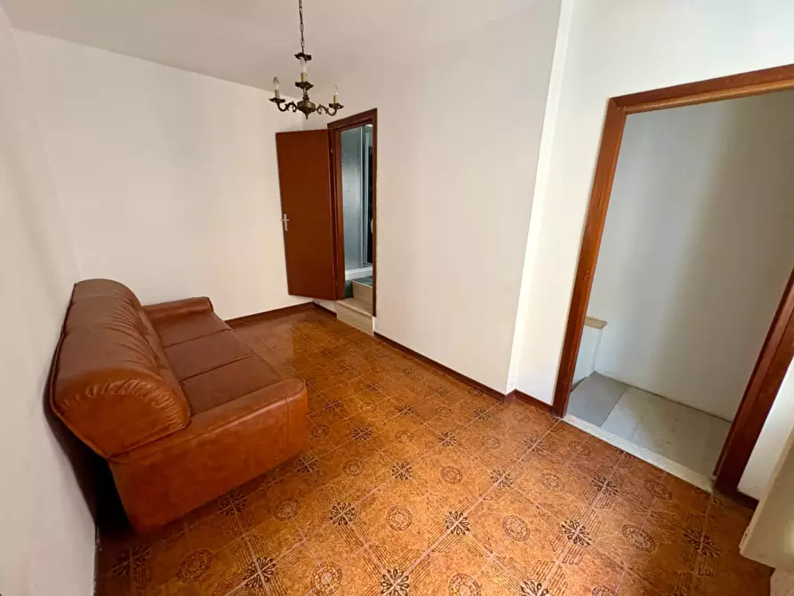 Immagine 19 di Casa indipendente in vendita  in I VICOLO DEL PIANO 15 a Fabriano