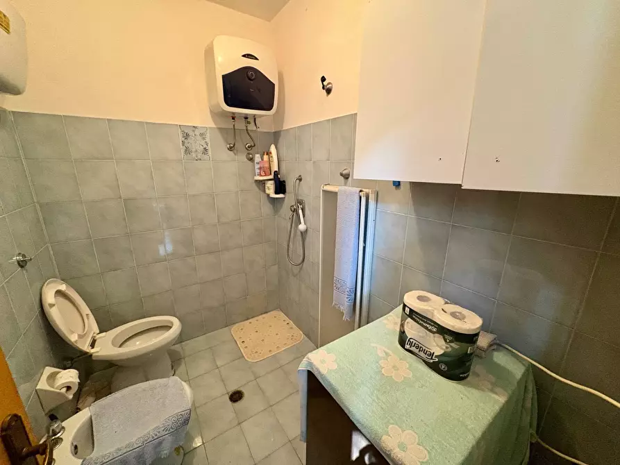 Immagine 16 di Casa indipendente in vendita  in FRAZIONE PRECICCHIE a Fabriano