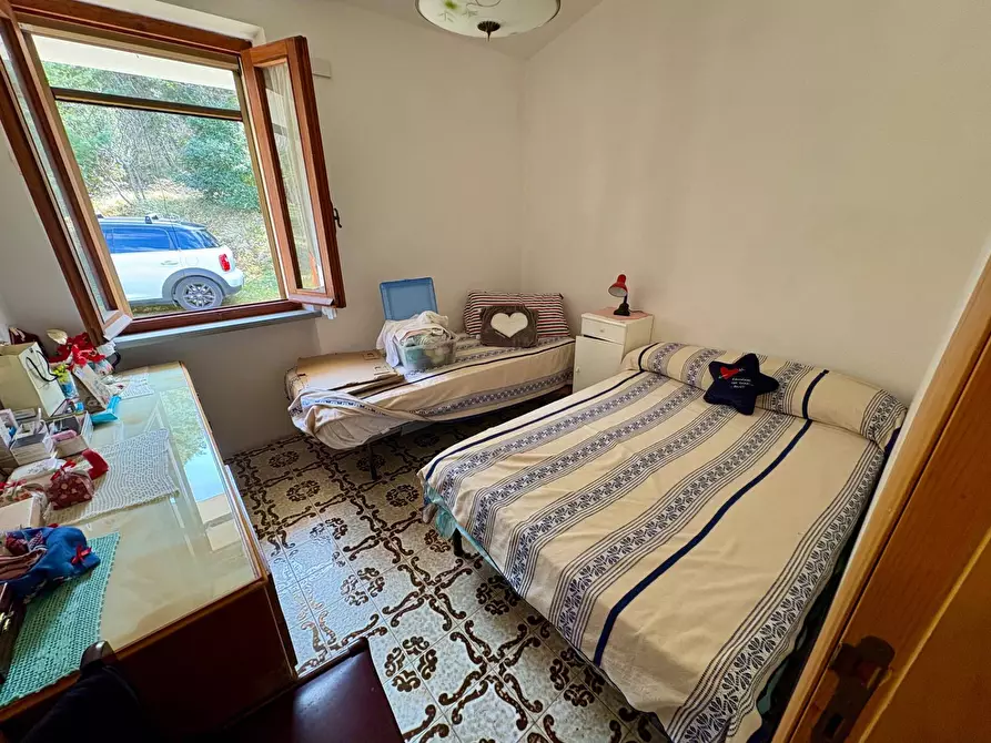 Immagine 22 di Casa indipendente in vendita  in FRAZIONE PRECICCHIE a Fabriano