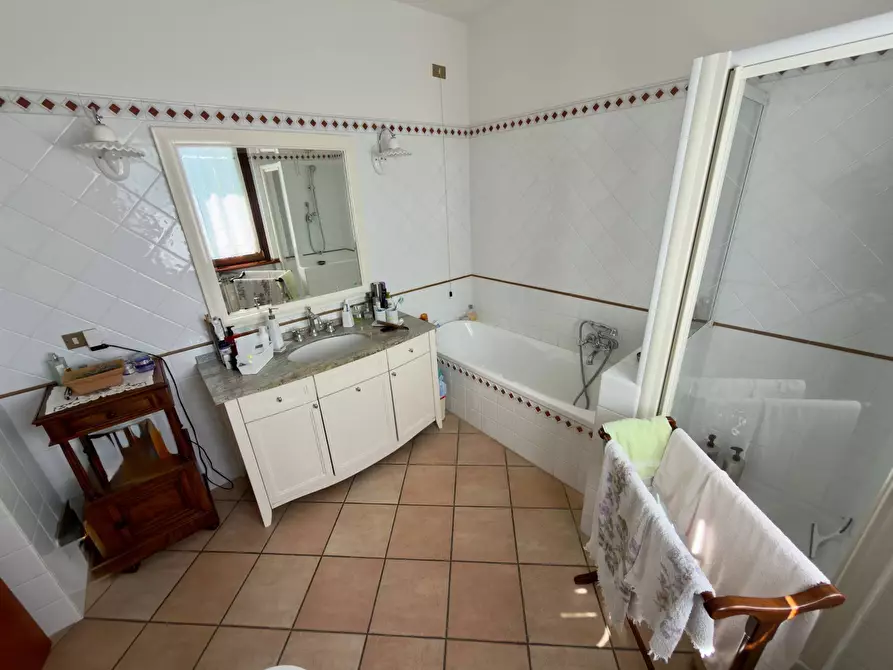 Immagine 51 di Multiproprietà in vendita  in MARISCHIO VIA FONTENUOVA a Fabriano
