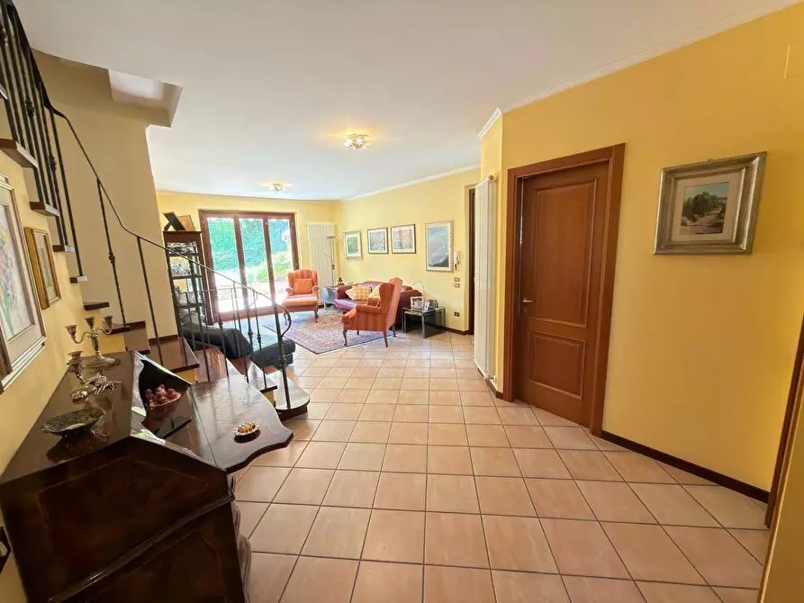 Immagine 16 di Multiproprietà in vendita  in MARISCHIO VIA FONTENUOVA a Fabriano