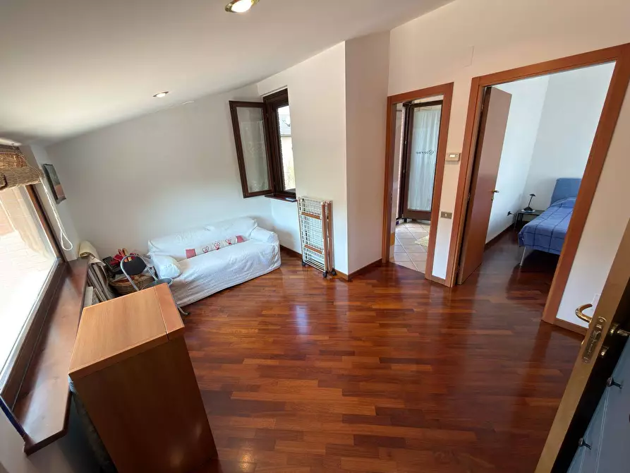 Immagine 56 di Multiproprietà in vendita  in MARISCHIO VIA FONTENUOVA a Fabriano