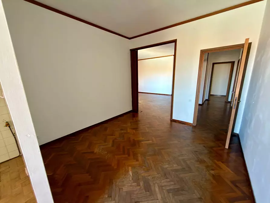 Immagine 11 di Appartamento in vendita  in VIA FILIPPO TURATI 23 a Fabriano